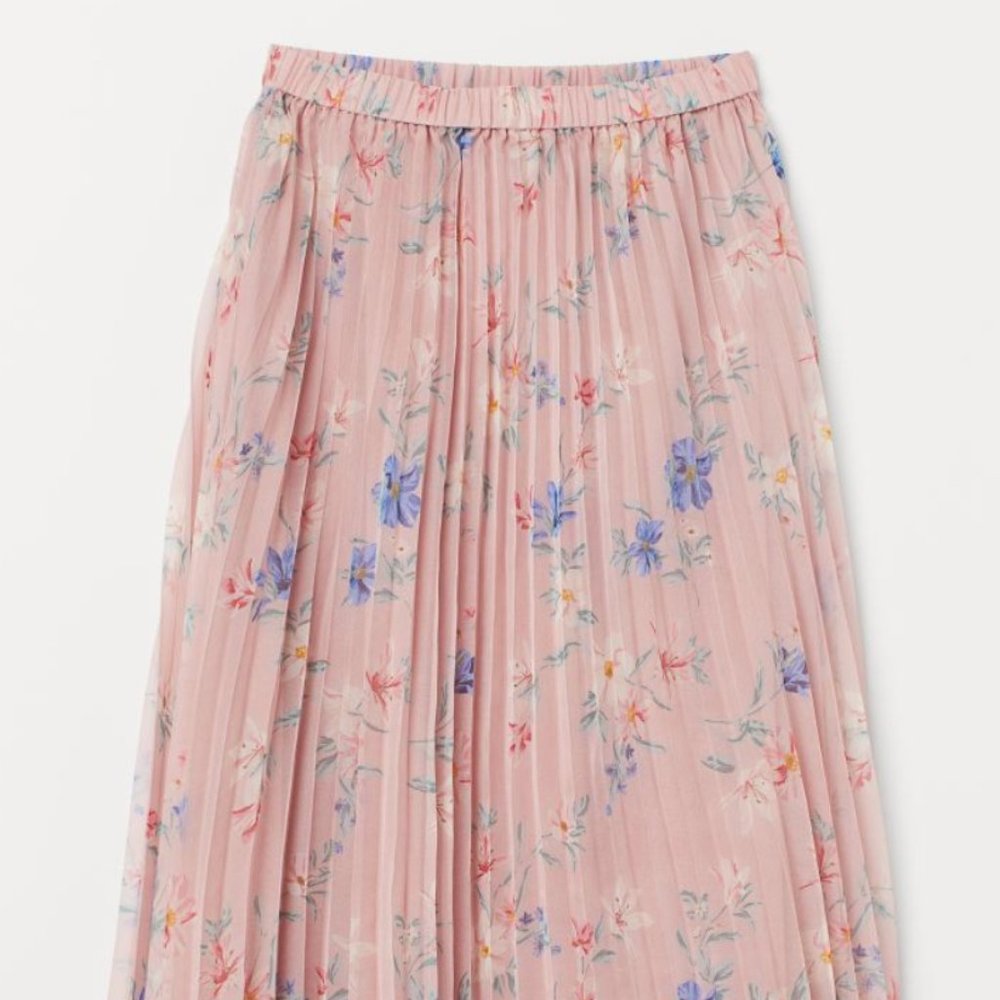 H&M Powder Pink, Floral, Pleated Skirt